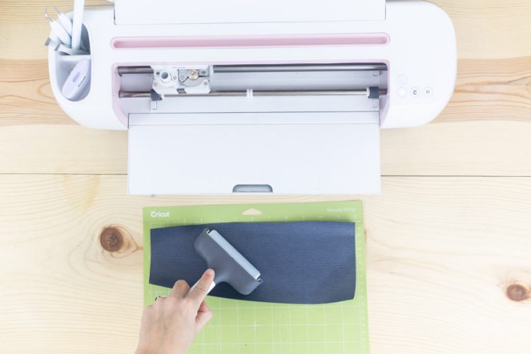 How to Work with Iron-On or HTV | A Beginner's Guide ~ Daydream Into ...