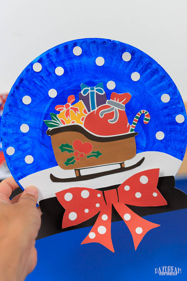 Paper Plate Snow Globe Craft for Kids | Free PDF Template! ~ Daydream ...