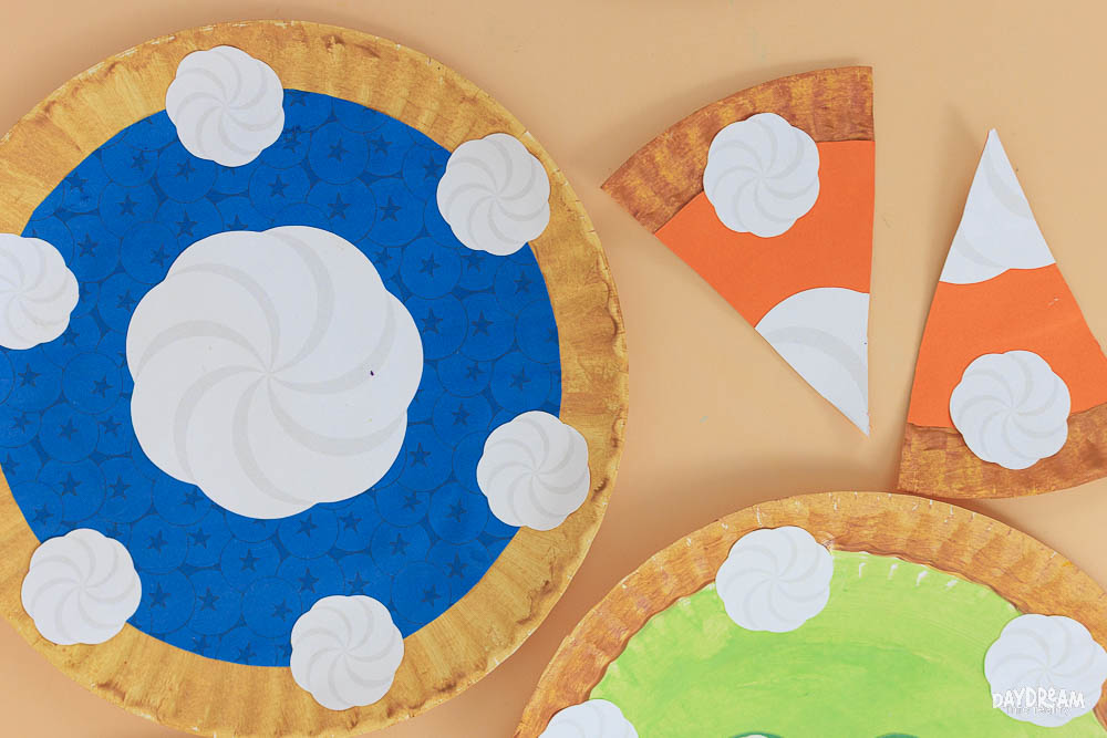paper plate blueberry, key lime, and pumpkin pie craft for kids