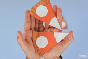 Paper Pie Tutorials Paper Plate Thanksgiving Pies Craft for Kids – Pumpkin, Apple & More ...