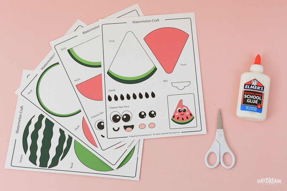 Materials for making an easy watermelon craft.